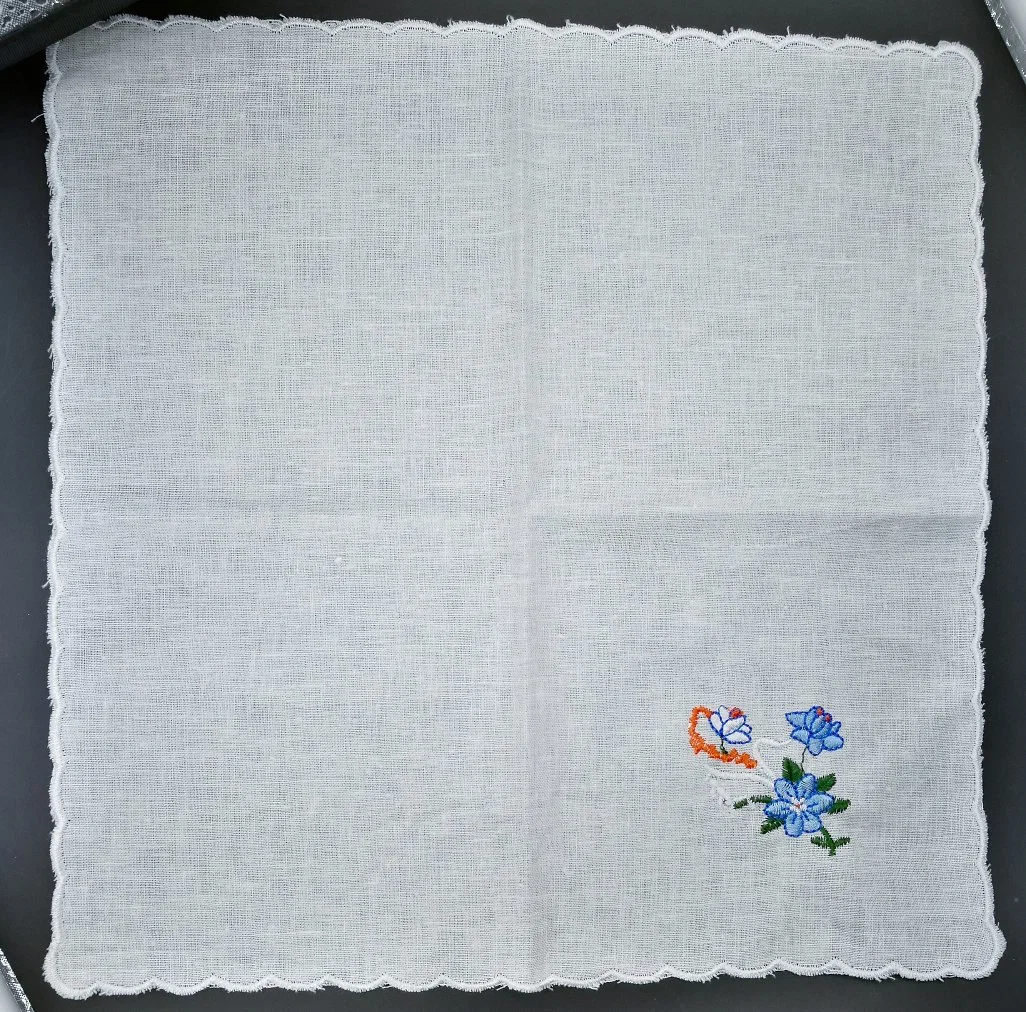 100%Cotton White Embroidery Ladies Handkerchief3