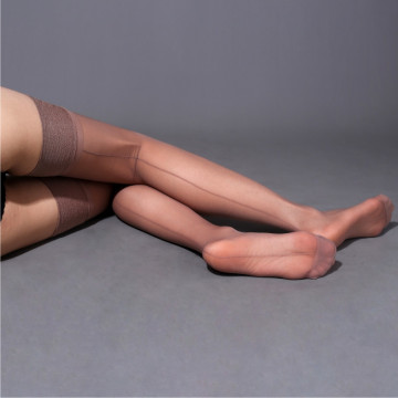 Women's Smoothly Nylon Stockings Retro Cuban Heel Back Seam Thigh High Long Stockings Female See Through Black Stockings Medias