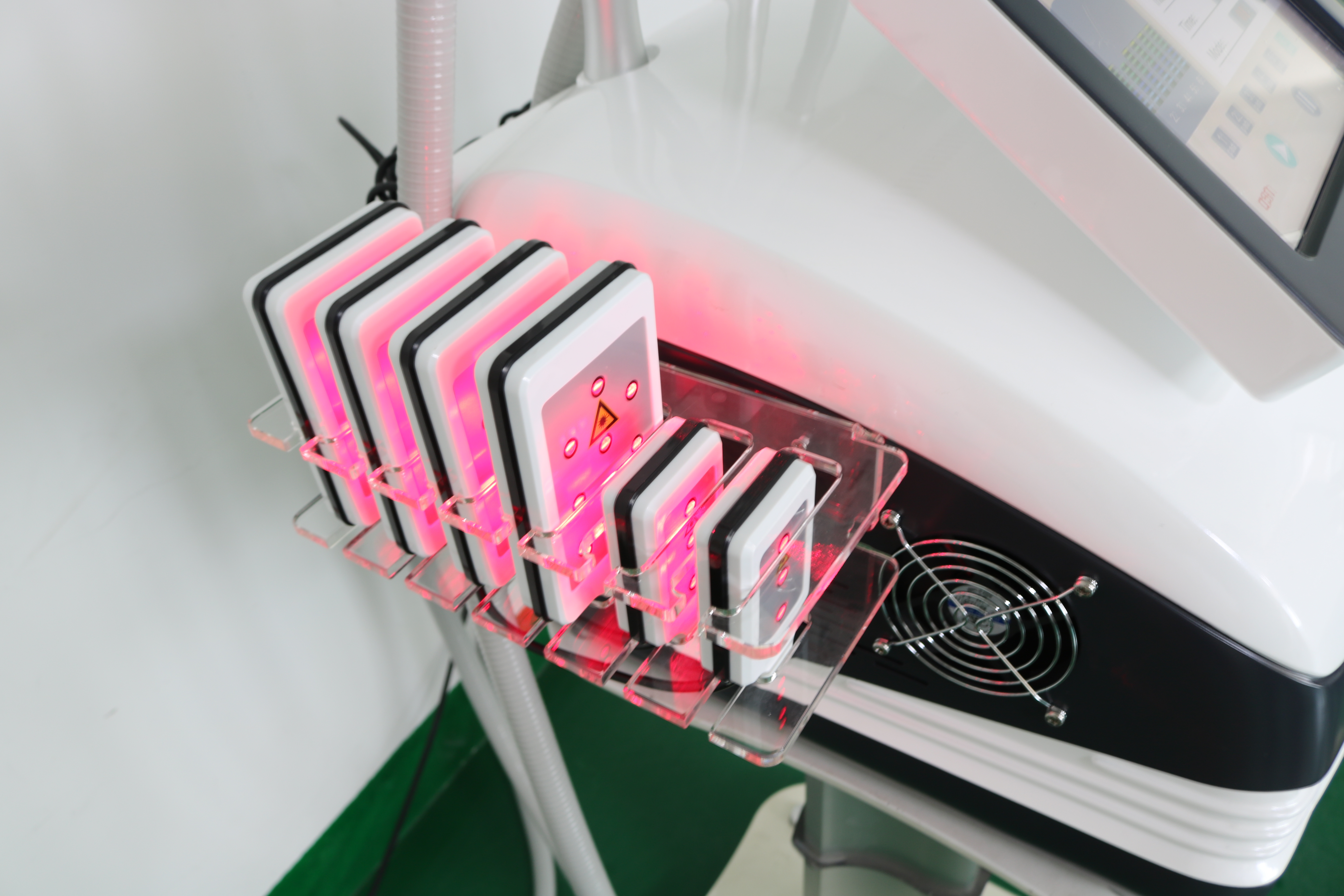2020 Portable RF Vacuum Cavitation System 40KZ Weight Loss Beauty Machine Lipolaser Slimming
