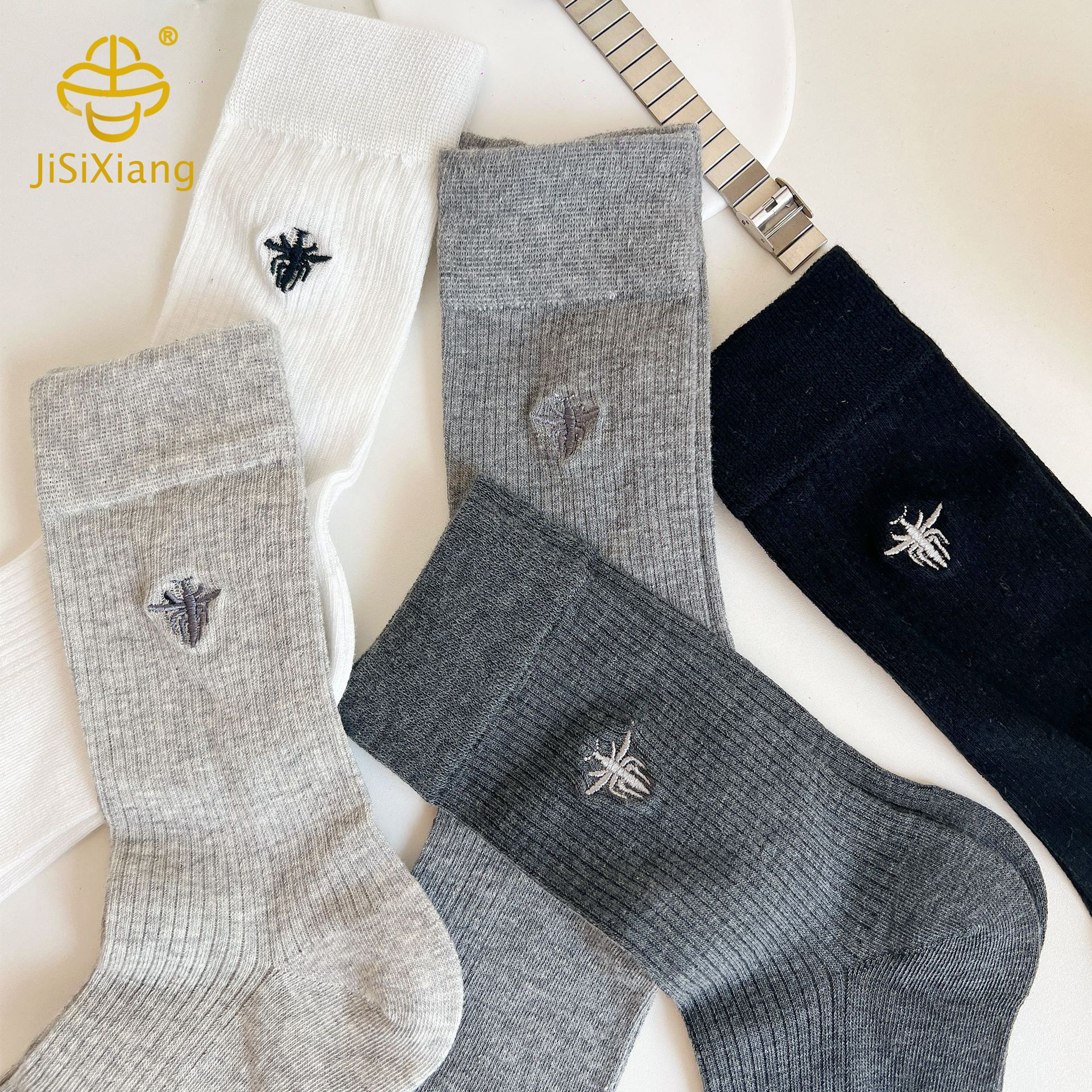 Ladies' embroidered socks in the middle tube