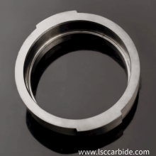 Wear-resistant cemented carbide rings for mechanical seals