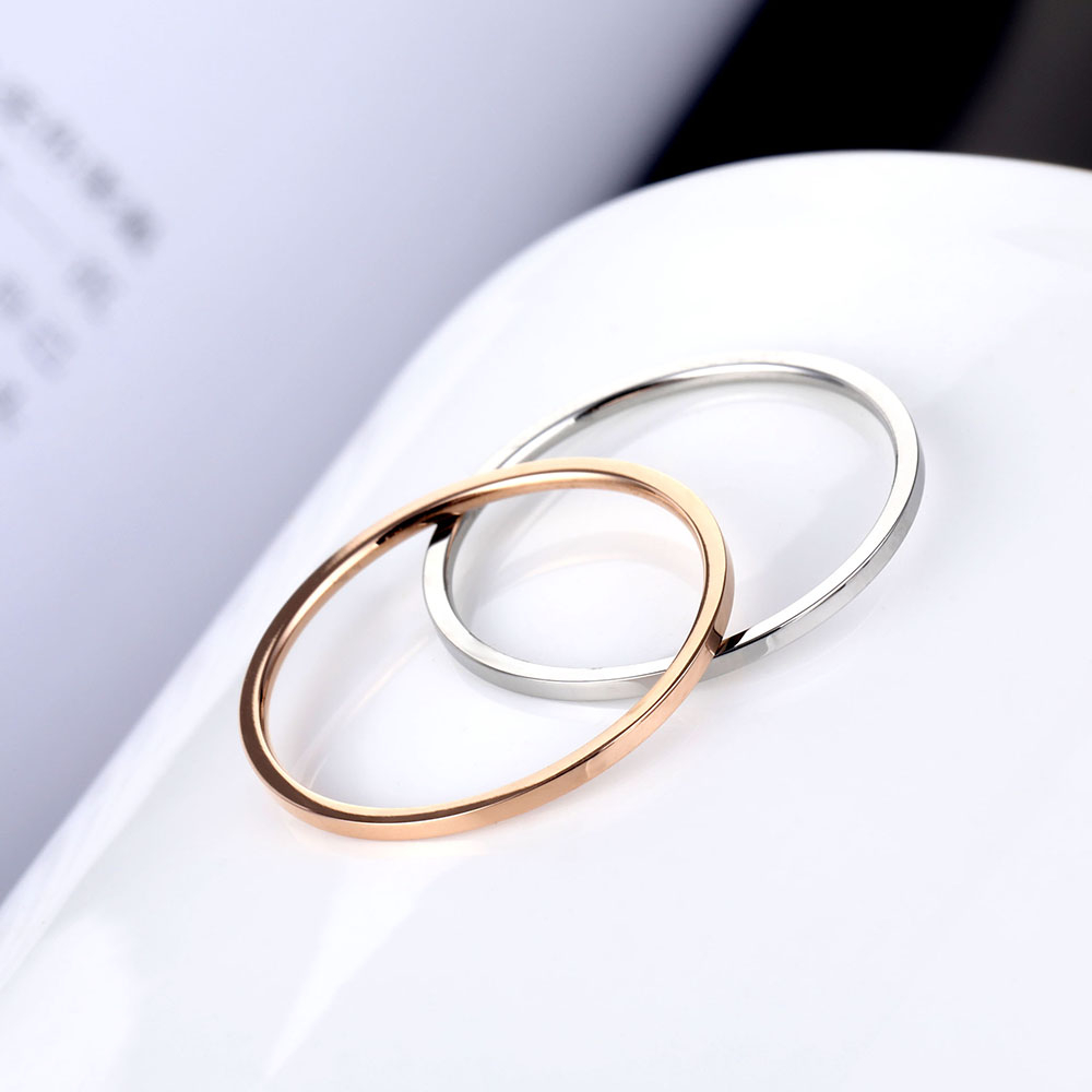 1 mm Delicate Thin Style Titanium Steel anti allergy Silver color Couple Rings Simple Fashion Rose Gold women engagement Ring