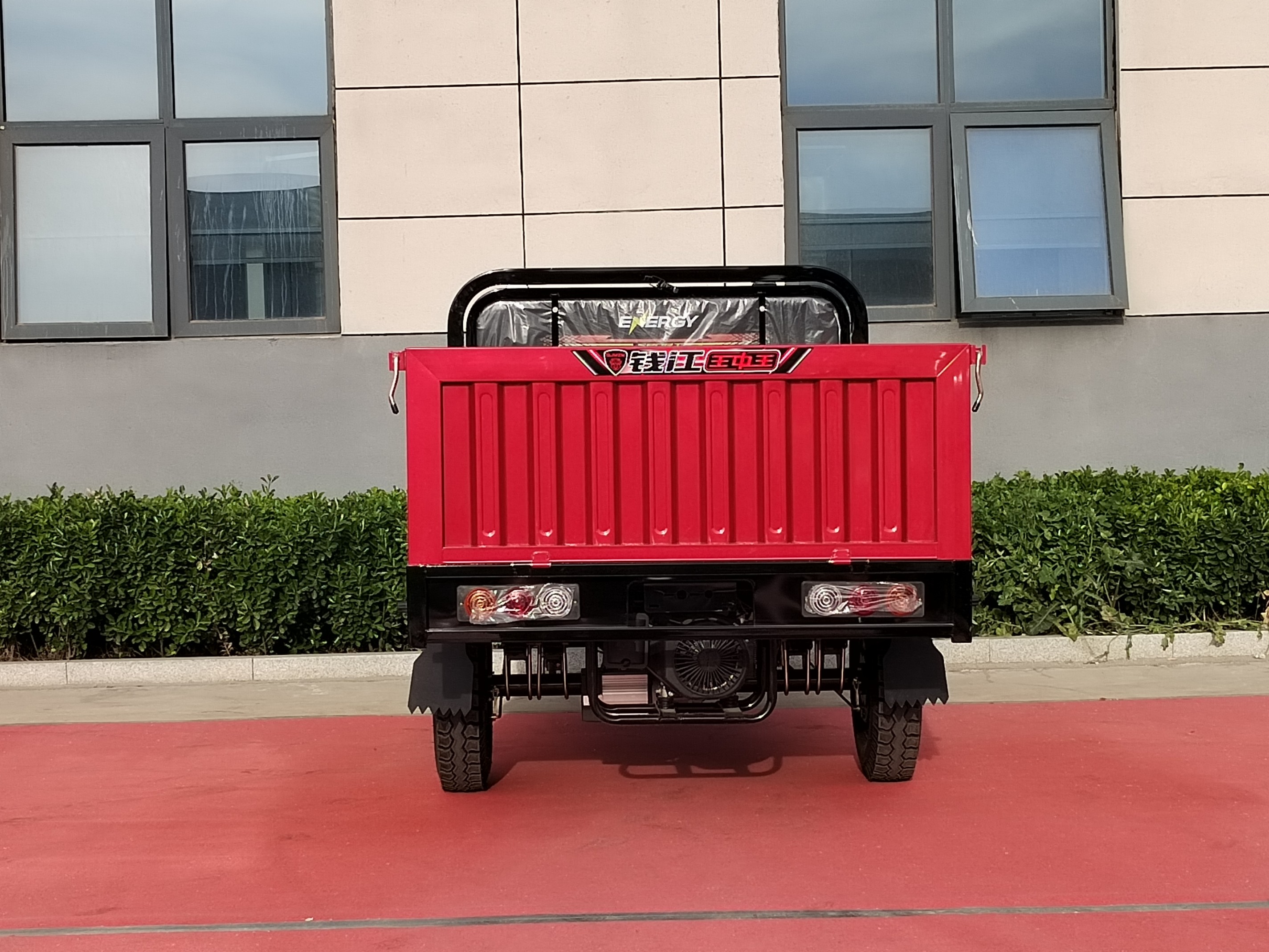 Big G five-lamp manganese steel door core electric tricycle
