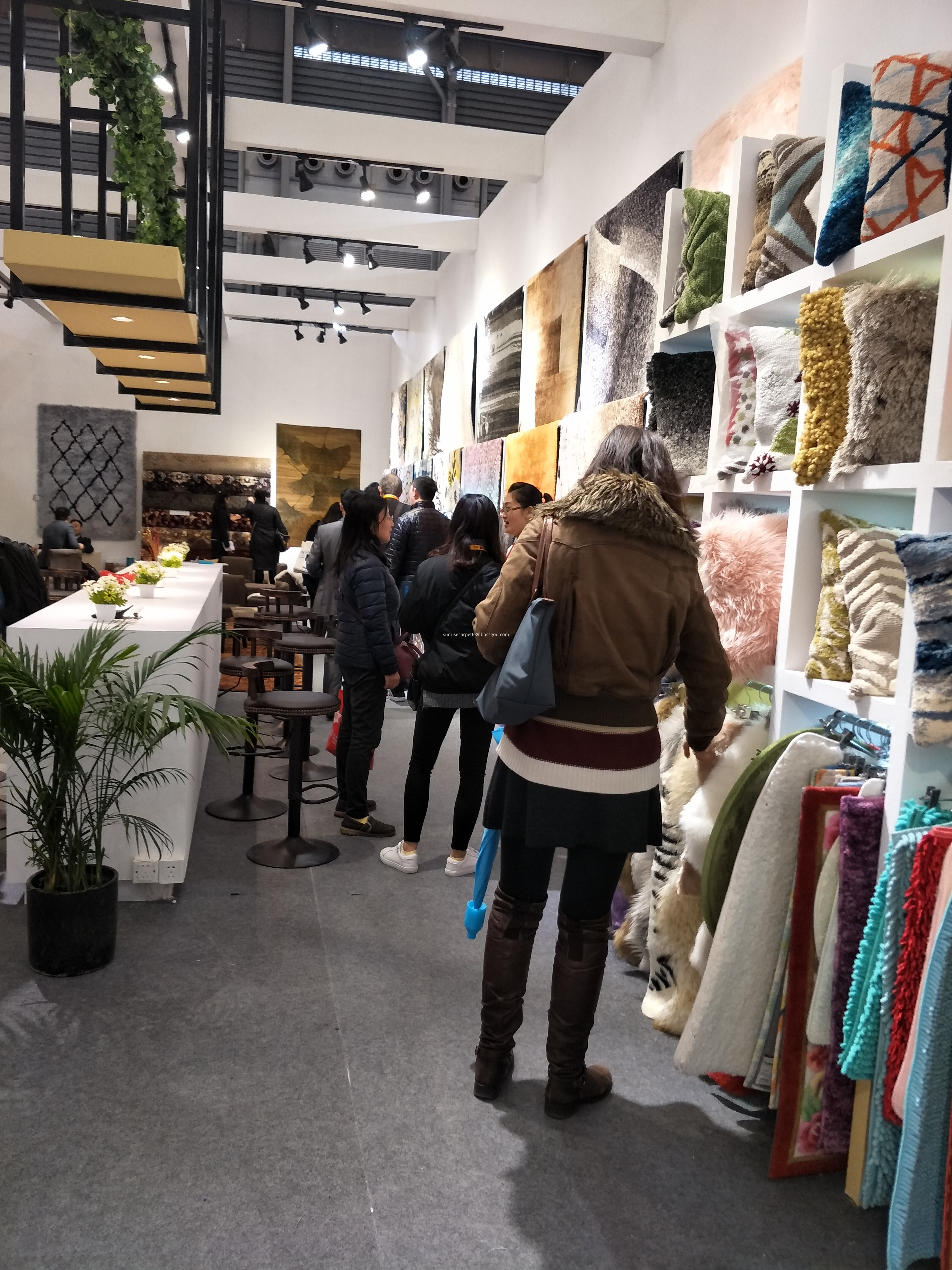 meeting with customers in Fair  meeting with customers in Fair