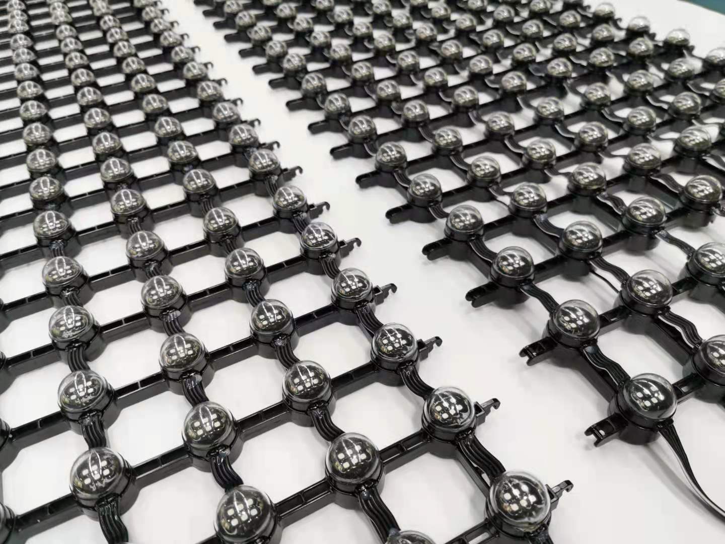 Building Curtain Mesh LED Display