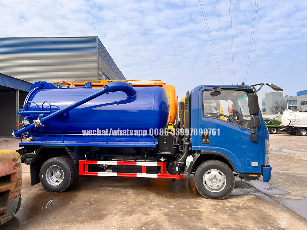 sewer vacuum truck