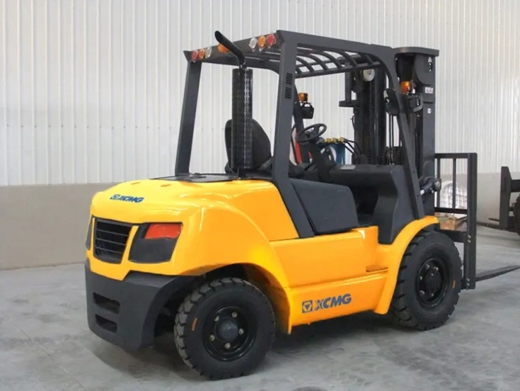 forklift truck