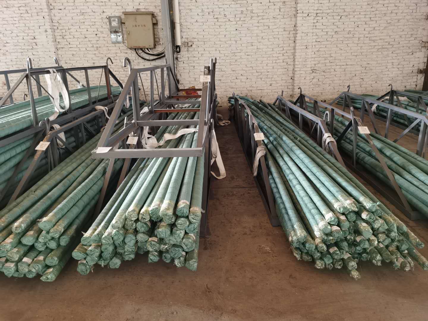 Film or paper wrapping packing machine