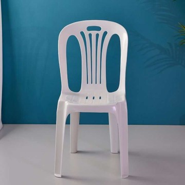 Various second-hand molds for sale