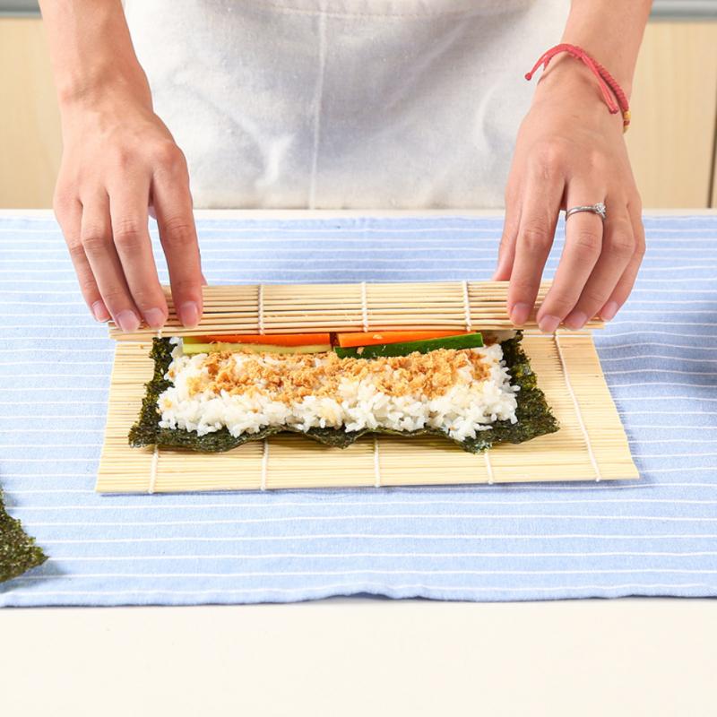 Sushi Rolling Roller Bamboo Rolling Mat DIY Onigiri Rice Roller Chicken Roll Hand Maker Kitchen Japanese Sushi Maker Tools