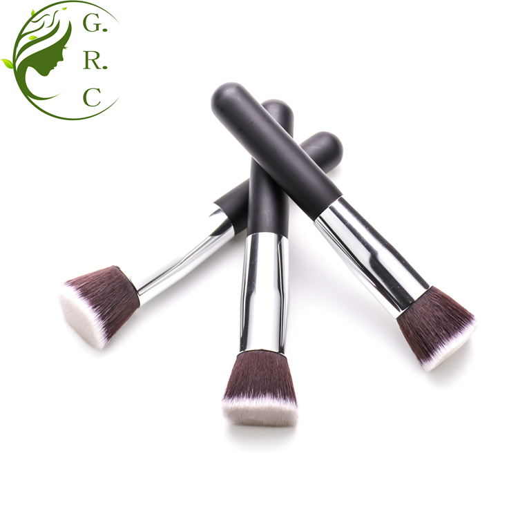 Flat Round Blend Foundation Brush Liquid