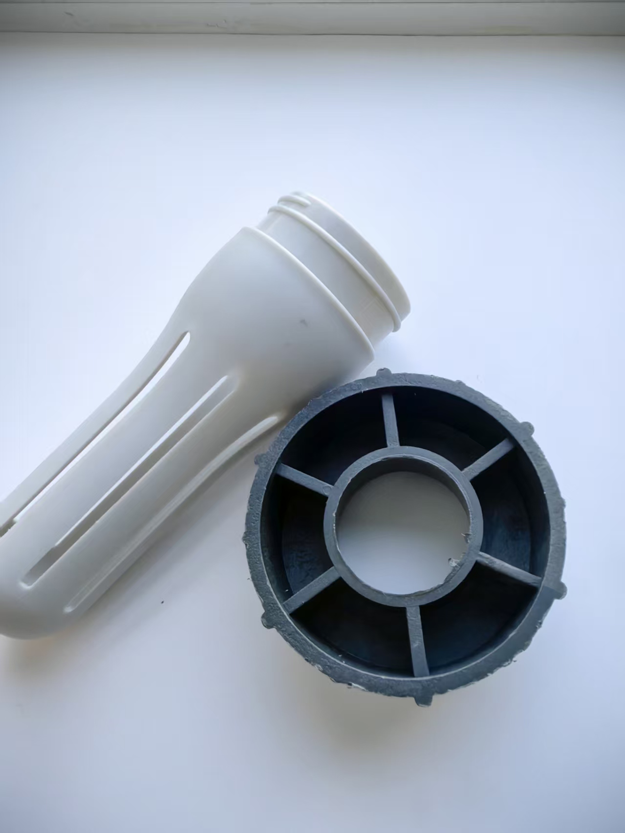 injection molding small plastic parts (4)