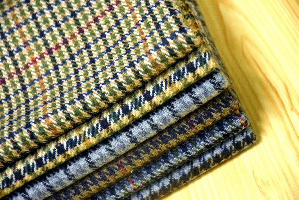 free ship 20% wool tweed fabric houndstooth pattern price for 1 meter 150cm wide