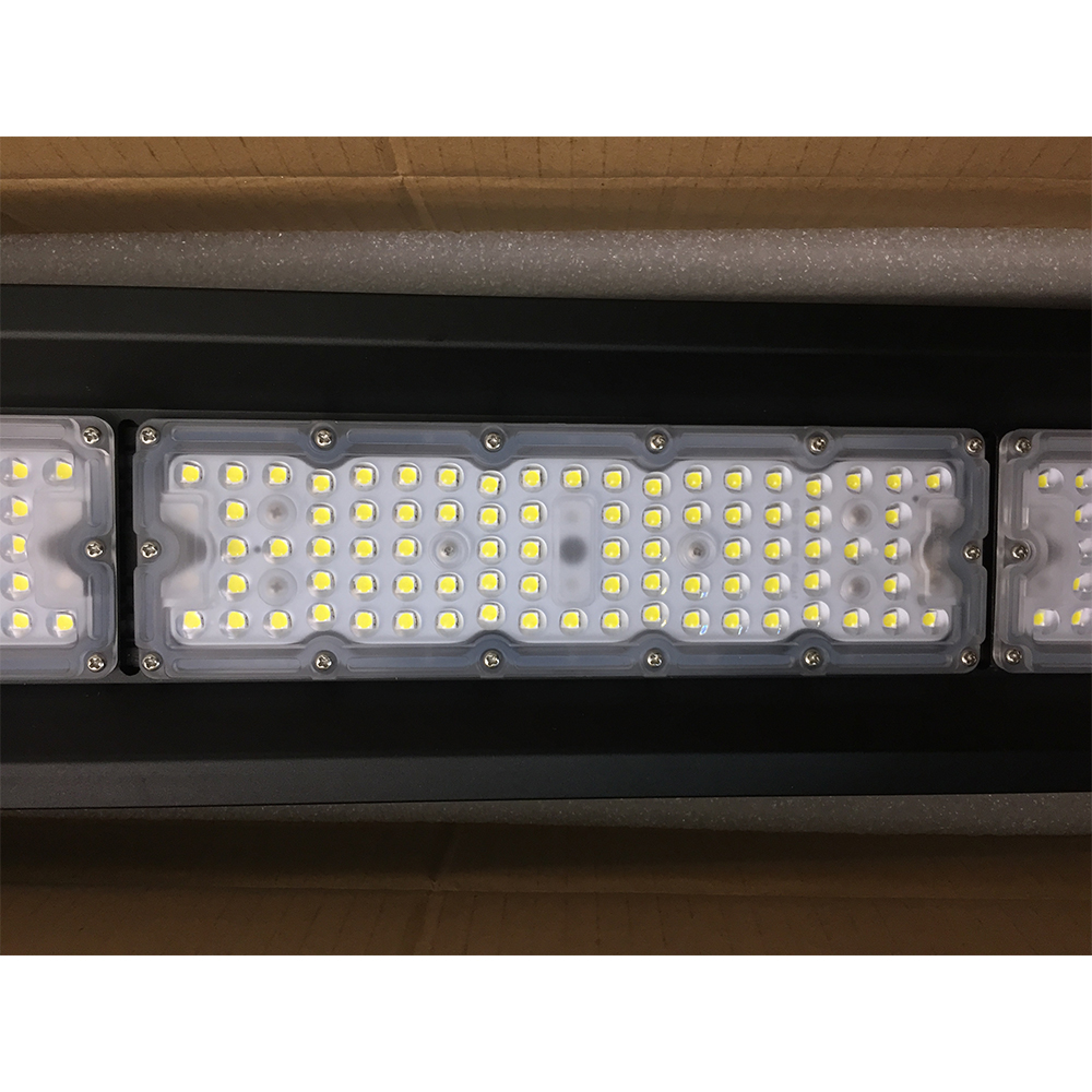 Heavy Type 240W Linear Industrial High Bay Lighting Fixture 1-10V Dimmable Remote Controller Motion Sensor 5700K 4 Modules