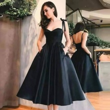 Black Short Cocktail Dresses 2020 Spaghetti Straps Sweetheart Neck Formal Party Backless Prom Gowns Satin robe cocktail femme