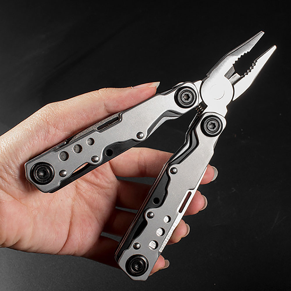 Plier Tool In One Hand Tool Screwdriver Kit Portable Stainless Multitool Fold Folding Knife Pliers Long Nose