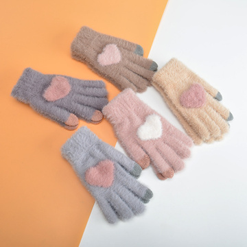 Touch Screen Knitted Gloves With Pink Heart Warm Mittens Winter Plush Full Finger Cycling Solid Woolen Gloves Mittens Guantes