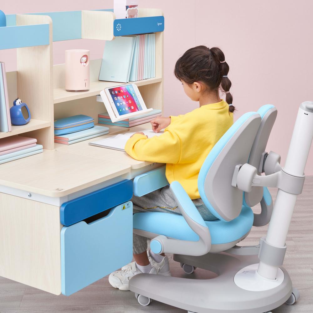 study n play desk and chair
