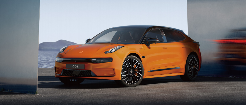 zeekr 001 orange