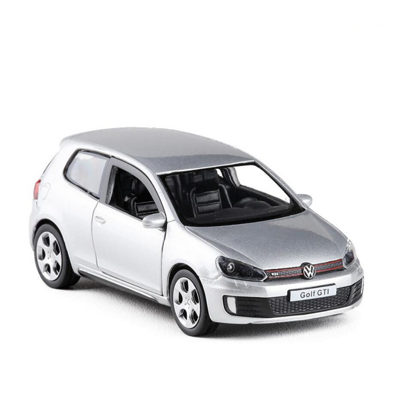 1:36 High Simulation Exquisite Diecasts Model Car Vehicles City Car Styling Golf GTI Alloy Diecast Toy V004