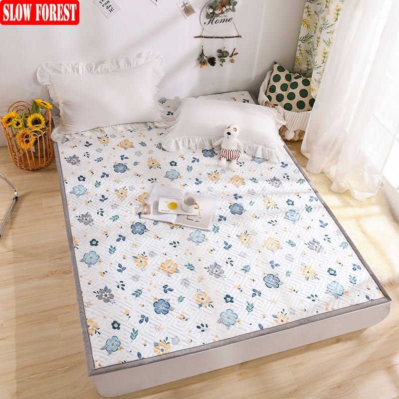 Comfortable Mattress Bedroom Furniture Mat Full Size Bed Cushion Foldable Portable Mattress for Daily Use King Queen Size