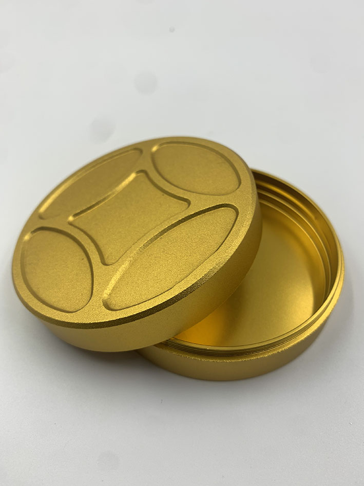 Aluminum cosmetic outer box