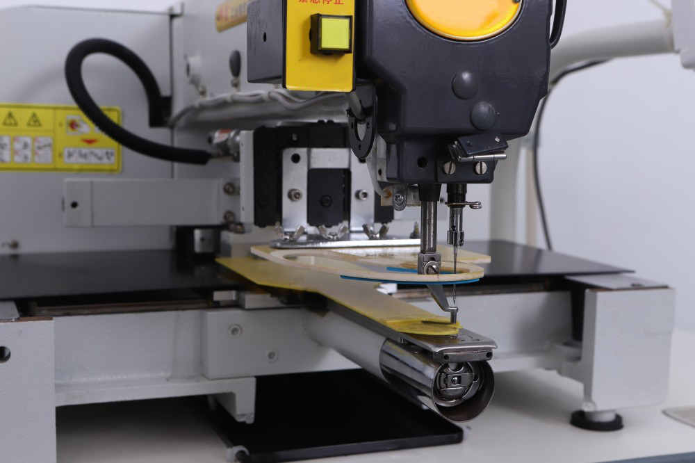 HM-1335 Small Bed Pattern Stitch Sewing Machine Programmable with Single Needle Core Motor Component New Type (3)