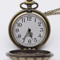 High Quality Vintage Bronze Lovely Quartz Pocket Watch Shell Shape Chain Antique Necklace Pendant Men Women CF1038