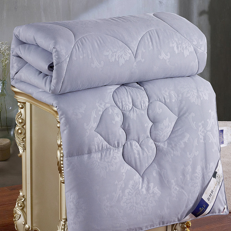 Autumn Winter Thicken Warm Quilt Blanket Single Double King Queen Embossing Bed Cover Bedding Comforter Home Hotel Quilts