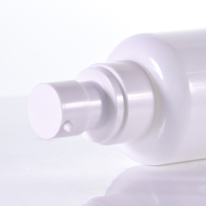 Round Shoulder White Lotion Bottle With Clear Cover2 Jpg