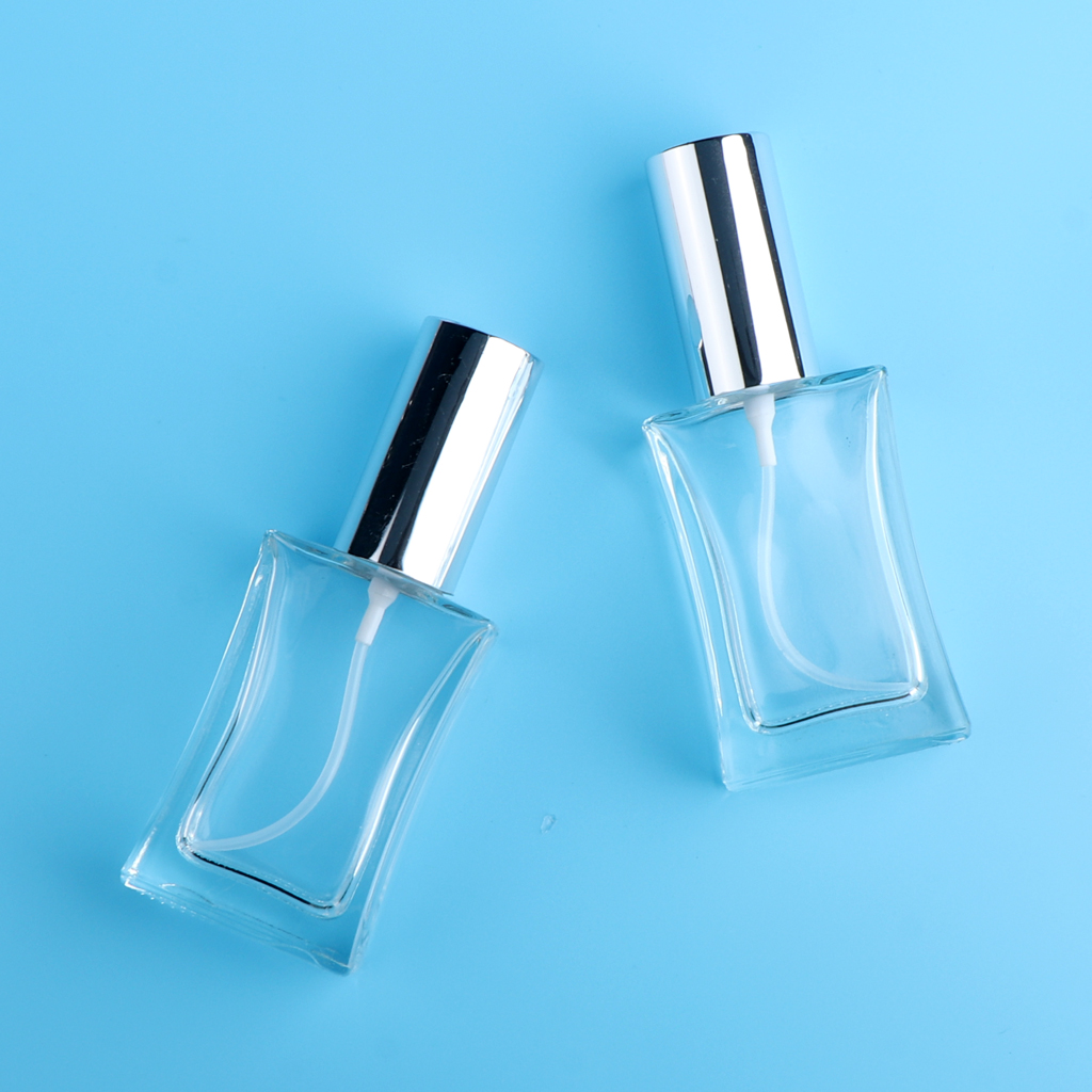 2Pcs Refillable Empty Perfume Atomizer Pump Spray Bottle Easy to Fill Scent Aftershave for Travel Outgoing Clear 50ml