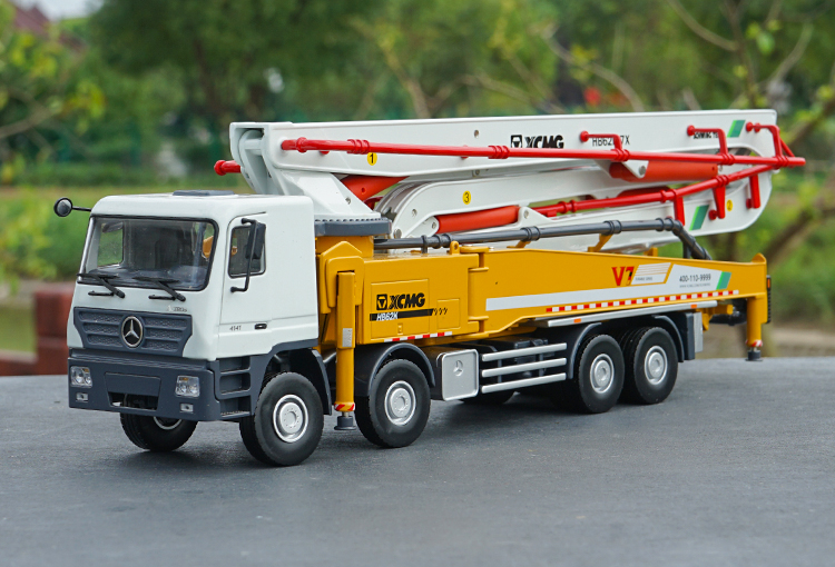 Original 1:35 HB56K 56m/62m Concrete Pump Truck model, Schwing V7 new pumper model for gift, collection