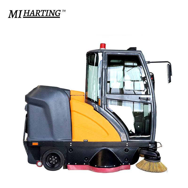 Large Size Enclosed Auto Dump Electric Road Sweeper