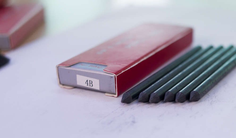 5.6mm Mechanical Pencil 2B 4B 6B 8B and 5.6mm Mechanical Penci lead refill Sketching Pencil