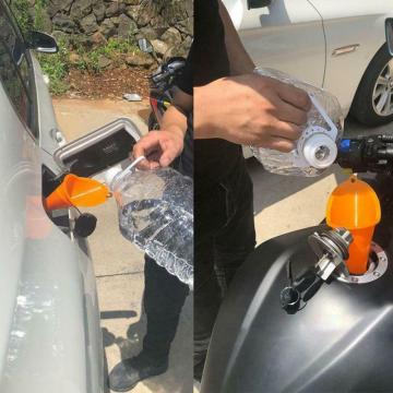 2pcs Portable Motorcycle Forward Control Bike Transmission Crank Case Oil Filling Fill Funnel Wear-resistant Oil Filling funnel