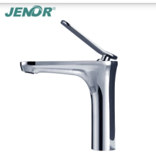 Hot and Cold Water Faucet for Kitchen