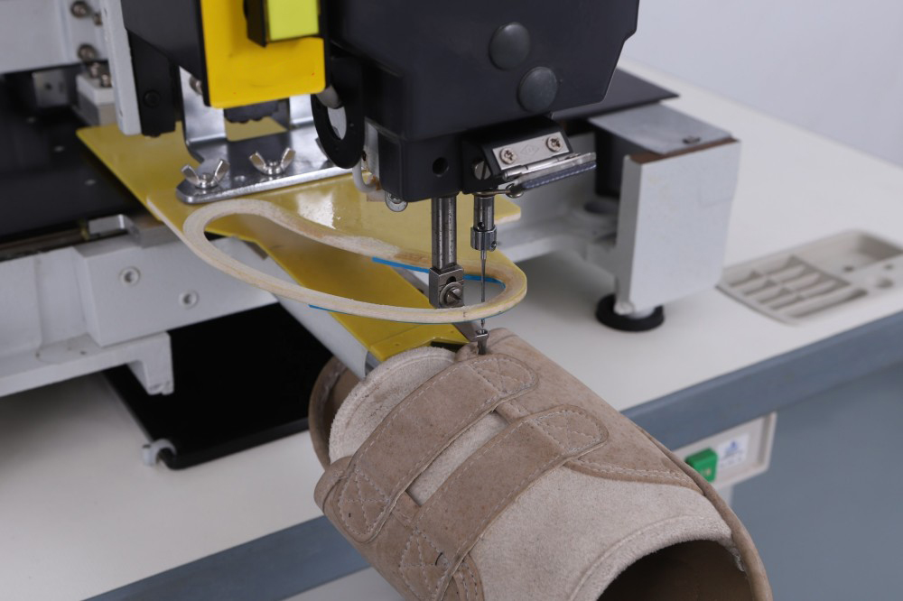 HM-1335 Small Bed Pattern Stitch Sewing Machine Programmable with Single Needle Core Motor Component New Type (7)