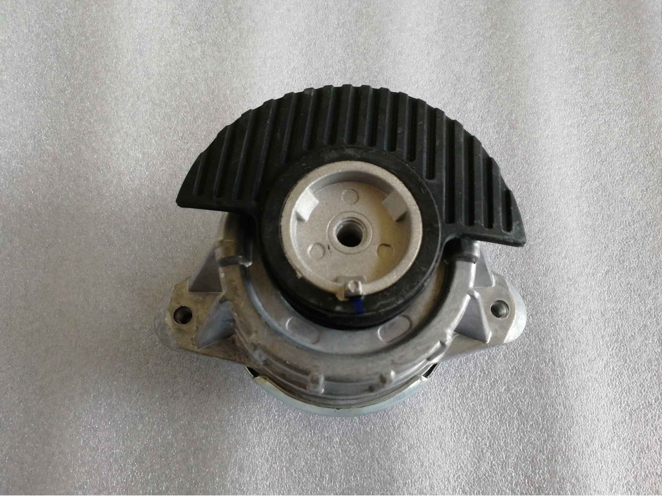 2042404317 Engine Mounting FOR BENZ W204 C180 C200 C300 C230 C280