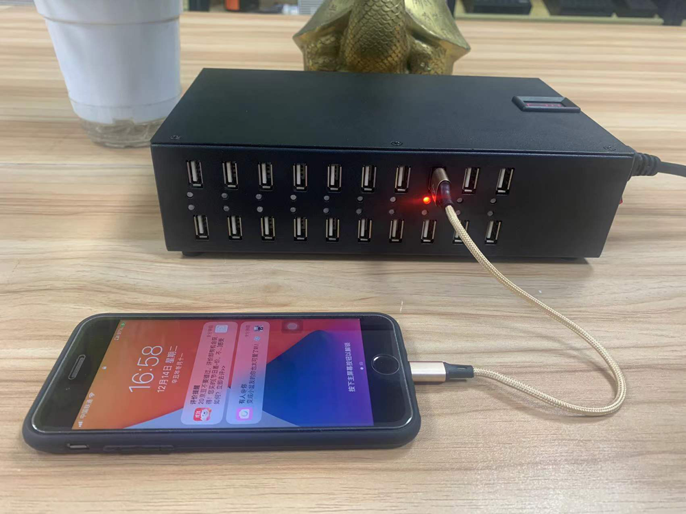 20port Ai Charger with smart light