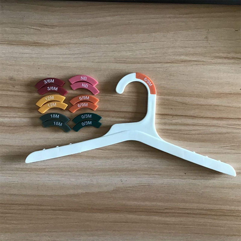 Plastic Hanger Making Machine