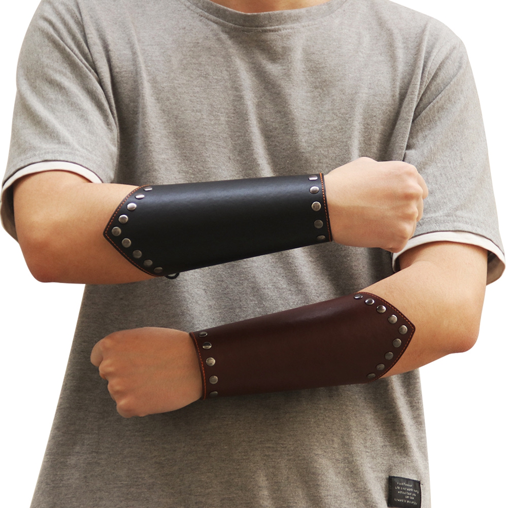 1 Piece Fitness Gym Sport Wrist Wrap Bandage Hand Support Wristband Leather Arm Leather Armor Studs Wristband Bracer Support