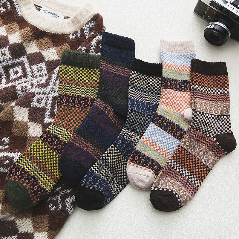 5Pairs/lot New Witner Men Socks Thick Warm Wool Socks Vintage Christmas Socks Colorful Socks Gift Free size YM9001