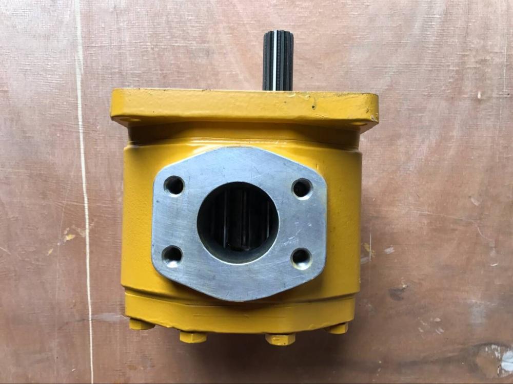 Main pump 704-11-38100 for D53A-17 bulldozer