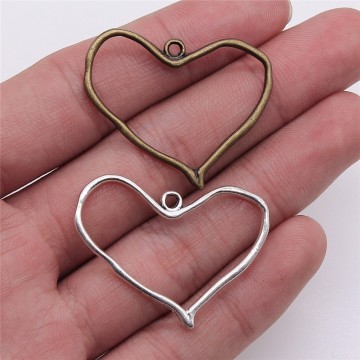 WYSIWYG 10pcs 36x35mm Big Hollow Heart Pendants Charm Tone Heart Pendants Hollow Big Hollow Heart Charm Pendants