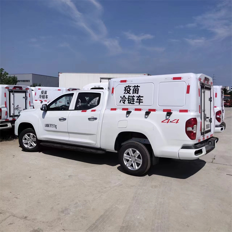 Medicine insulation vehicle