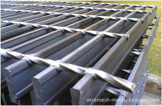 steel grid plate 223