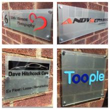 Customize COMMERCIAL OFFICE GLASS EFFECT ACRYLIC BUSINESS SIGNS COMPANY STAND OFF DISPLAY