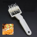 Eco-Friendly Pizza Pastry Roller Pin Baking Cookie Biscuit Dough Pie Holes Puncher Tool Pizza Tools hot sale