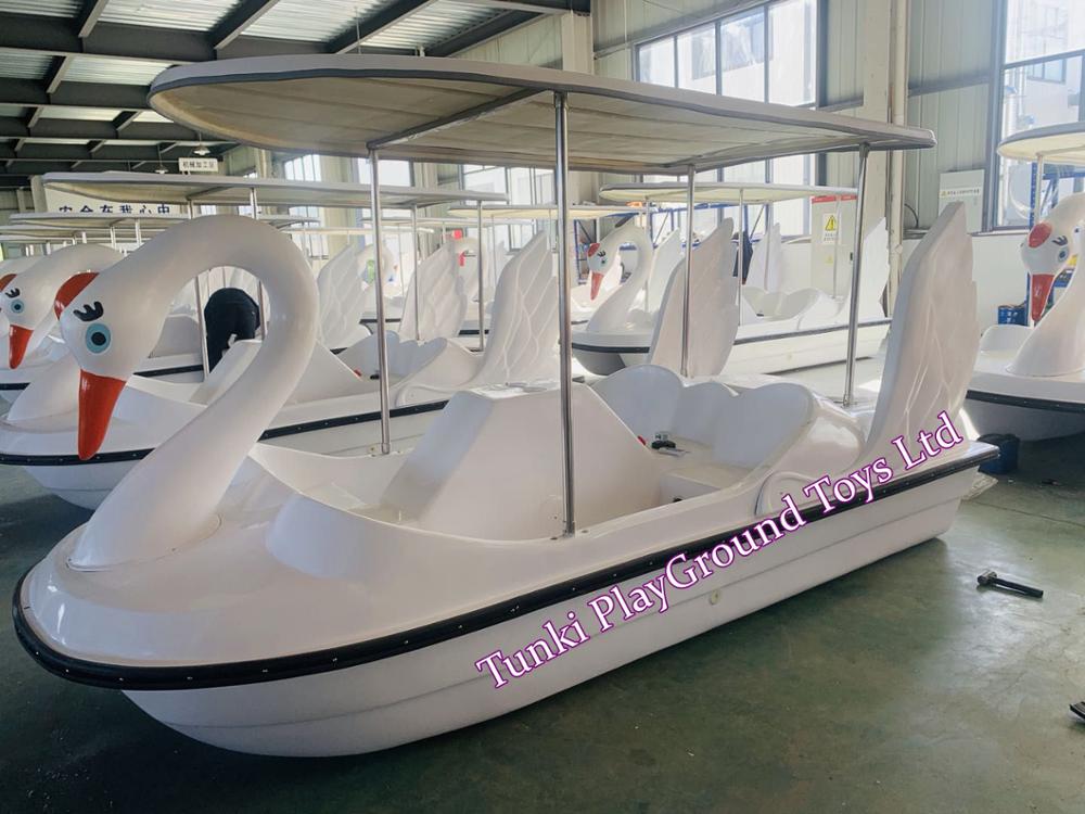 Electric fiberglass adult water play equipment bumper boat for sale