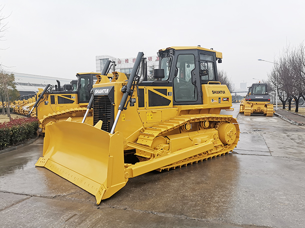 Shantui DH17-C2 wooded bulldozer for forest